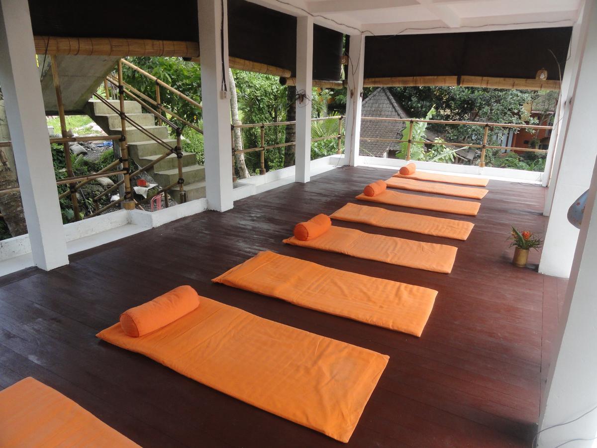 Putu Yoga Bungalow Ubud Eksteriør billede